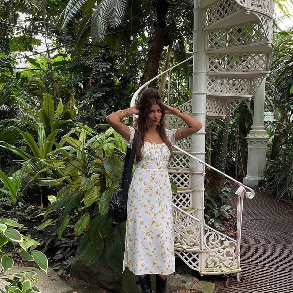 ↠ Sundae Muse White & Yellow Floral Puff Sleeve Milkmaid Tie Front Midi Dress - Picture 11 of 11